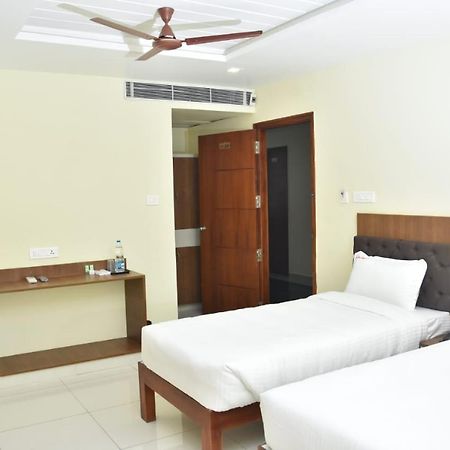 Le Arul Park Hotel Карайкал Екстериор снимка