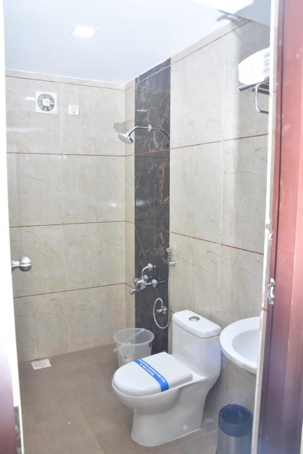 Le Arul Park Hotel Карайкал Екстериор снимка