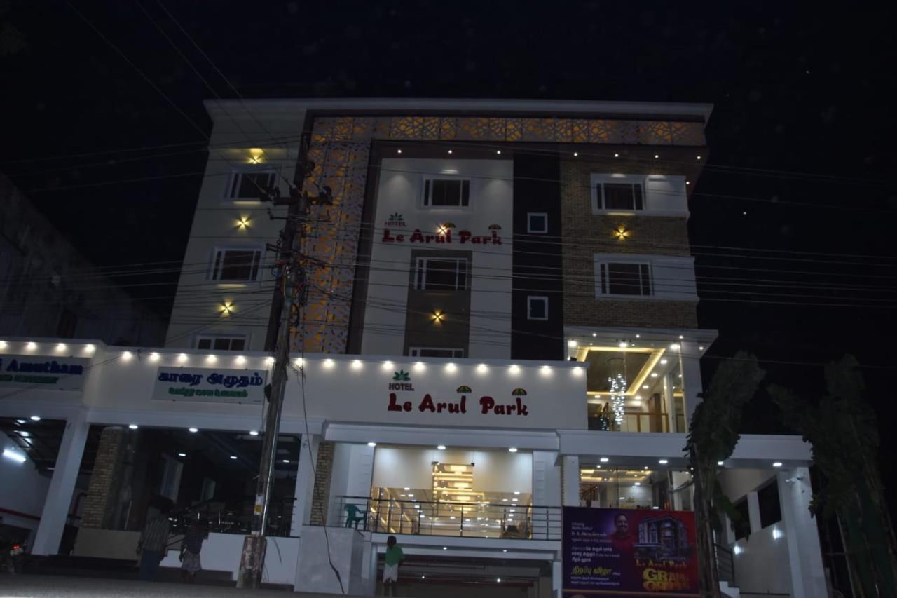 Le Arul Park Hotel Карайкал Екстериор снимка